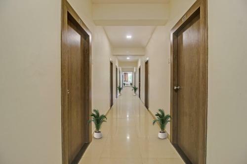 Capital O 91239 Hotel Sai Paradise