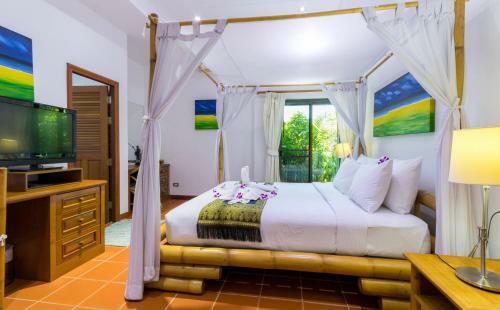 Villa Jasmine, Chef, 4 Bed Sea View Infinity Pool