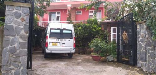 Hotel Tr?ng Non House