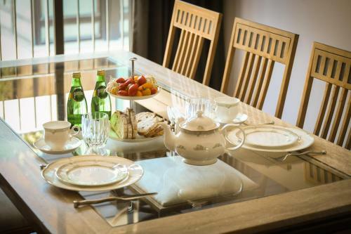 Luxury Levontin Apartment Near Rothschild