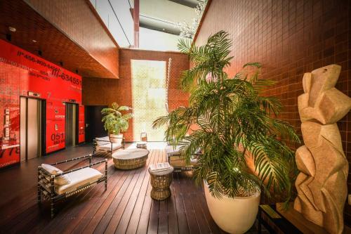 Luxury Levontin Apartment Near Rothschild