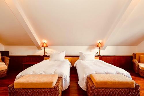 Excellent Ruby Villa Near Han River