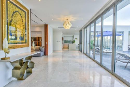 Stunning Beachfront 6br Villa W Largest Pool