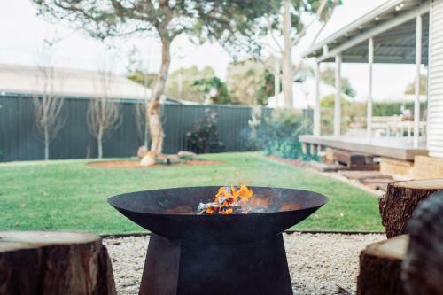 Dunsborough R & R