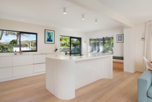 Tropical Oasis Escape With Heated Pool