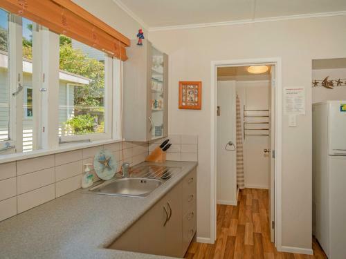 Breakaway - Tairua Bach