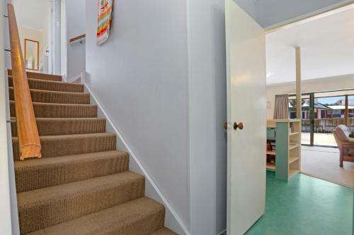 Room For The Family - Bowentown Bach