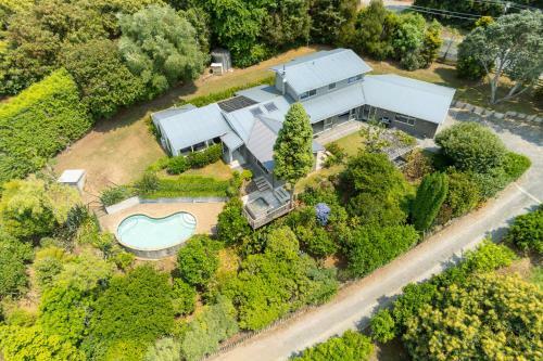 Country Retreat - Athenree Holiday Home
