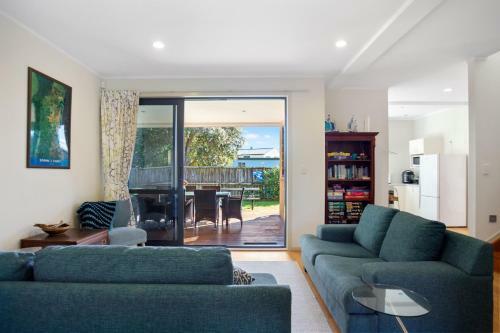 The Bowentown Bach - Waihi Beach Holiday Home