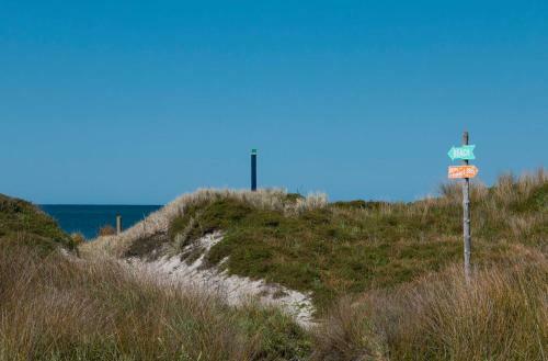The Bowentown Bach - Waihi Beach Holiday Home