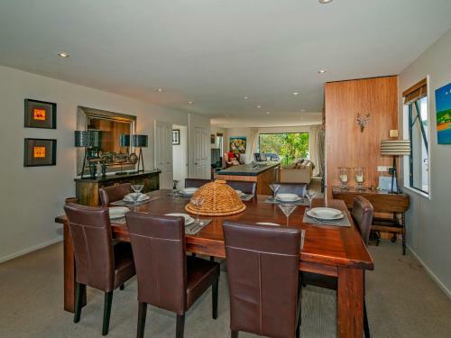 Villa Marina - Whitianga Holiday Home