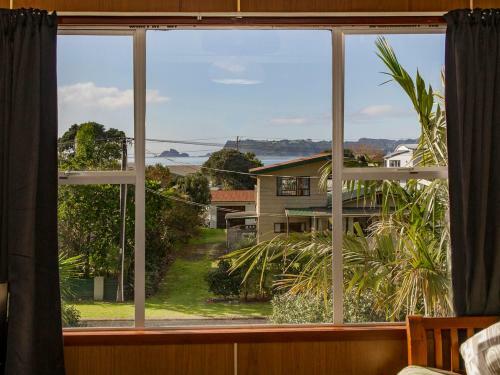 Casa Caramba - Whitianga Holiday Home
