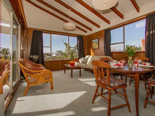 Casa Caramba - Whitianga Holiday Home