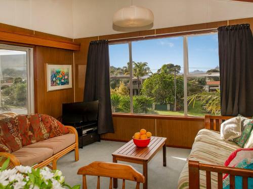 Casa Caramba - Whitianga Holiday Home