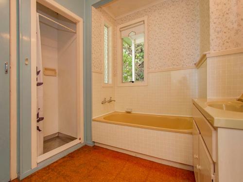 Casa Caramba - Whitianga Holiday Home