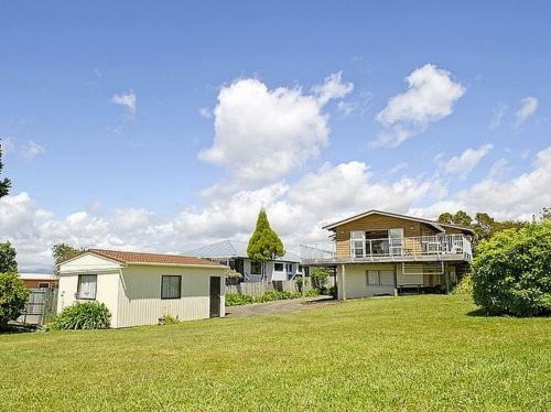 Views On Rimu - Whitianga Holiday Home