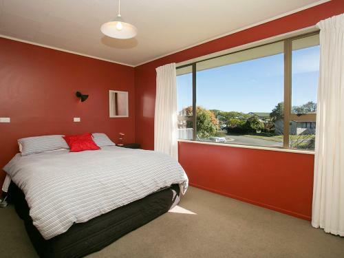 Cute On Kew - Taupo Holiday Home