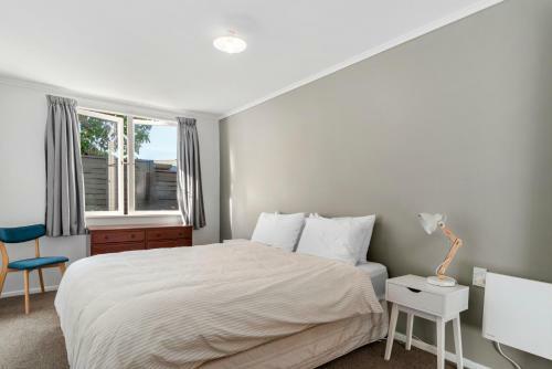Wander To Wakeman - Acacia Bay Downstairs Holiday Unit