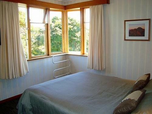 The Field House - Ohakune Holiday Home