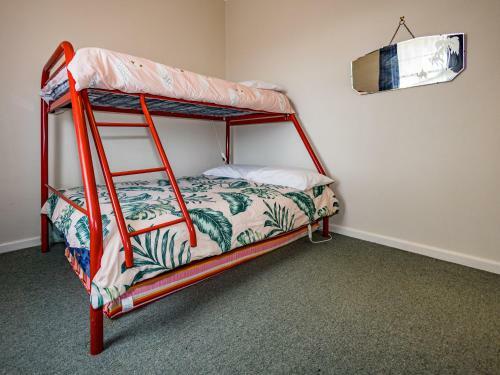 Old Railway Cottage - Ohakune Holiday Home