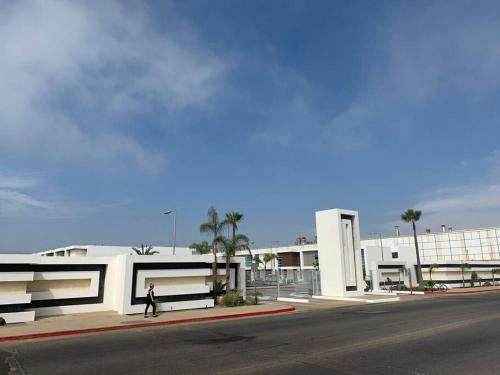 New House / Vip / 1 Block To The Beach