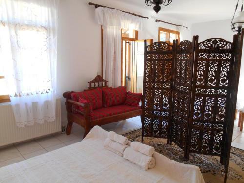 Hostal ?enonas Kourites