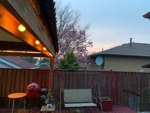 Newly Renovated Bsmt Apartment With Free Parking