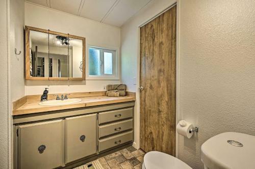 Incredible Munds Park Cabin With Guest Cottage!