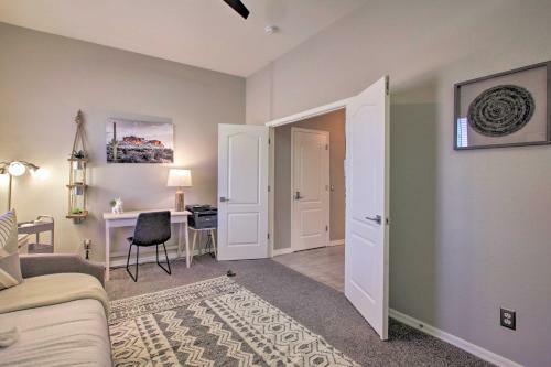 Modern Scottsdale Gem Hike, Golf, Explore!