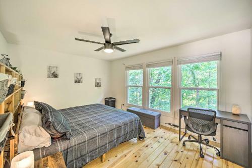 Stunning Bella Vista Retreat With Lake Access!
