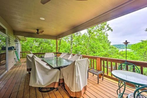 Waterfront Home On Beaver Lake With 2 Decks!