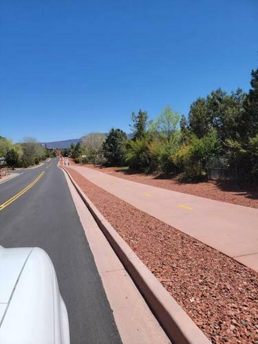 Serene 2 Bedroom! Walk To Trails! Red Rock Mountain Views!