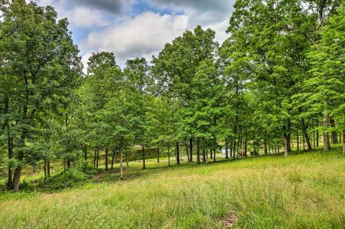Mountain Home Retreat About 5 Mi To Norfork Lake!