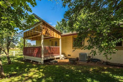 Ring Ranch Country Side Oasis With Pool
