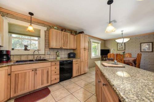 Ring Ranch Country Side Oasis With Pool