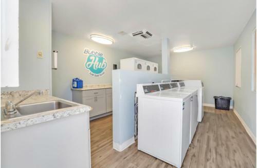 Apartamento Cozy Suite W Pool And Free Parking At Phoenix