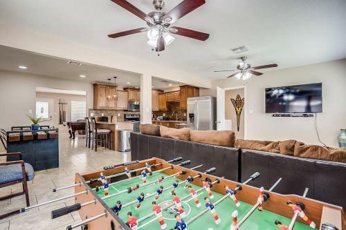 6beds! Putting Green! O.t. Scottsdale Bachelor(Ette) Pad
