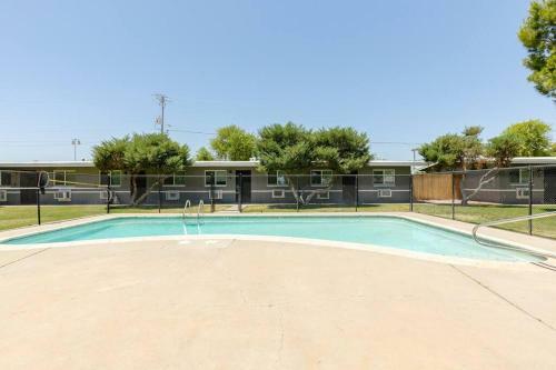 Apartamento Pool, Old Town, King Bed, 2b/1b