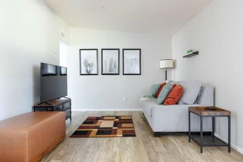 Apartamento Pool, Old Town, King Bed, 2b/1b