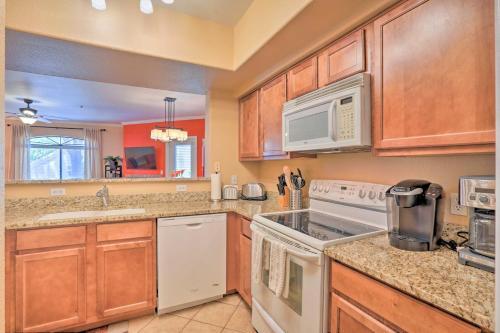 Apartamento Sun-dappled Scottsdale Condo With Resort Perks!