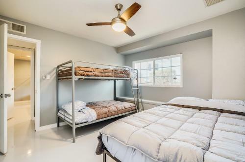 9 Beds! Old Town Scottsdale Entertainment House