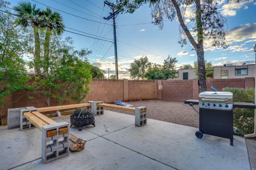 9 Beds! Old Town Scottsdale Entertainment House