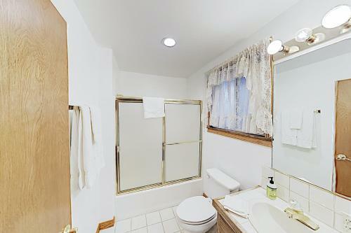 Lodge Siskiyou Oasis