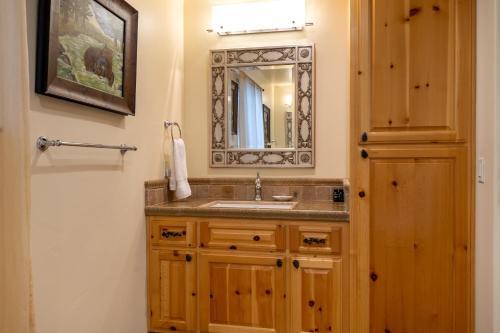 45 - Half Stone Lodge Home