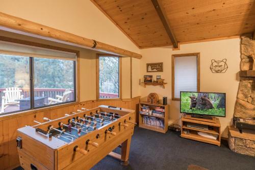 37 - Mountain Hideaway Home