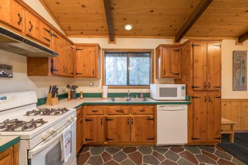 37 - Mountain Hideaway Home