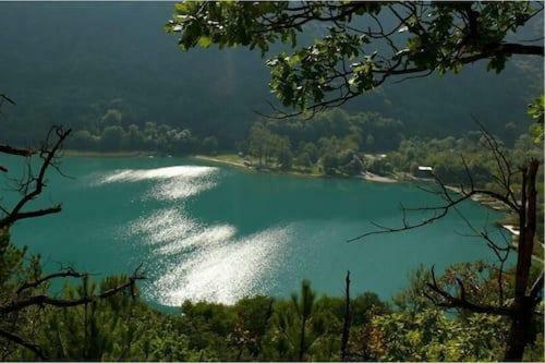 Bora?ko Jezero