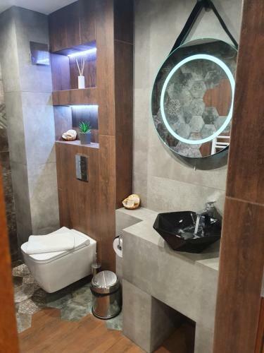 Hotel Kamelia Guest Rooms