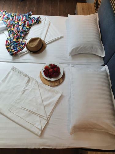 Hotel Kamelia Guest Rooms