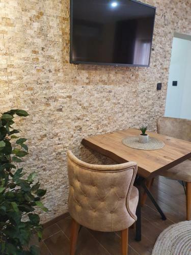 Hotel Kamelia Guest Rooms